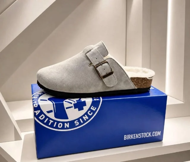 BIRKENSTOCK —-> €24 💎
